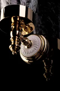 Держатель для туалетной бумаги с крышкой Boheme Palazzo 10101 золото/белый